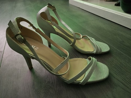 Ladies size silver - size, 8
