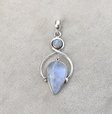 Beautiful Moonstone 925