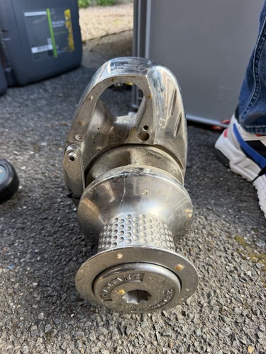 Lewmar windlass - lewmar,