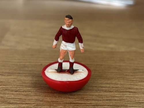 Subbuteo spare ref - hw, 138