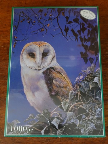 Otter house midnight owl - otter,