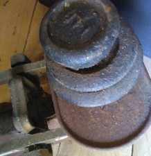 Vintage scales Old large Avery