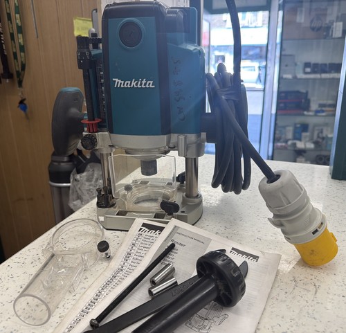 Makita rp1801 plunge router - rp1801,