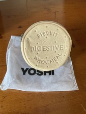 Yoshi Leather Digestive Biscuit Zip Top Purse + Dust Bag Super Rare Used