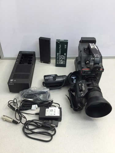 Sony dxc 325 - dxc-325, camera