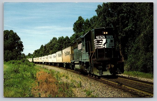 Norfolk southern triple - southern, crown
