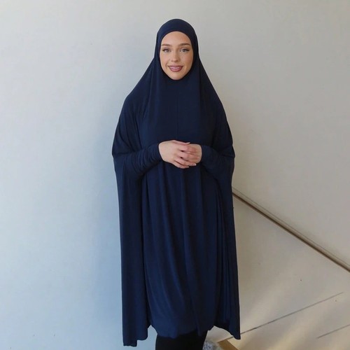 Muslim modest prayer - muslim,