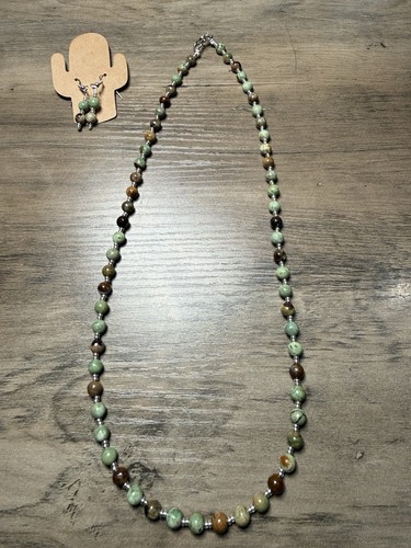 Handmade bead necklace - 21”,