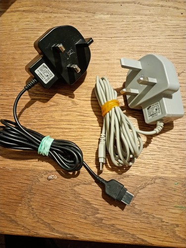 Samsung d900 charger genuine - d900,