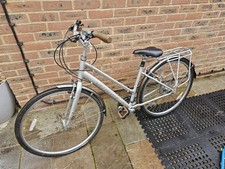 Womens Specialised Globe Hybrid Ladies Bike