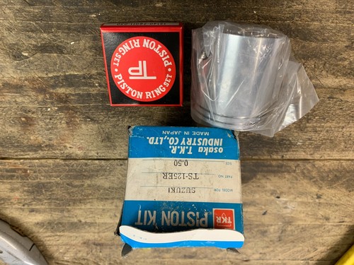 Suzuki er125 piston and - suzuki,