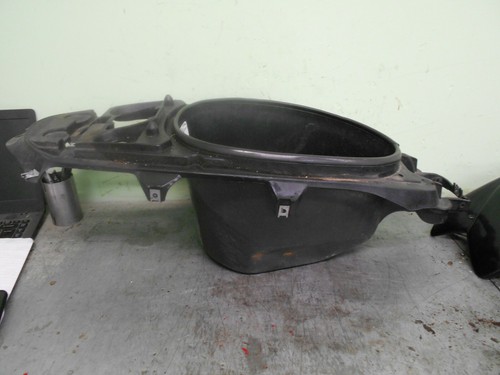 Aprilia seat bucket - ,