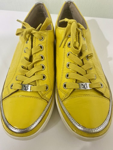 Caprice yellow shiny patent - yellow,