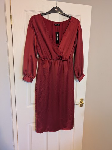 Boohoo size satin red - boohoo, long