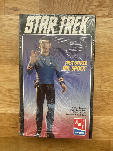 Amt star trek first - amt, officer