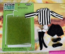 Vintage Action Man 40th Sportsman Footballer Black & White Strip & Grass Stand