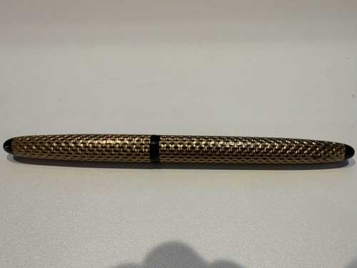 Beautiful vintage sheaffer - beautiful,