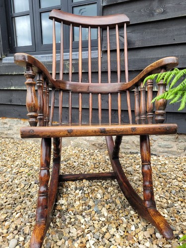 Large comb back windsor - back,