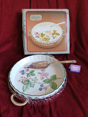 Vintage queen anne mayell - queen,