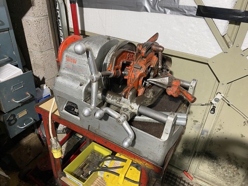 Rothenberger pipe threader - pipe,