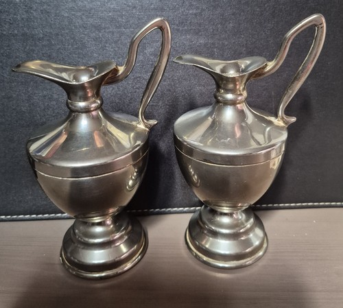 Collectable vintage pouring - 2,