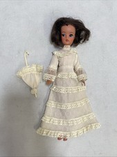 Vintage Sindy 033055X Brunette