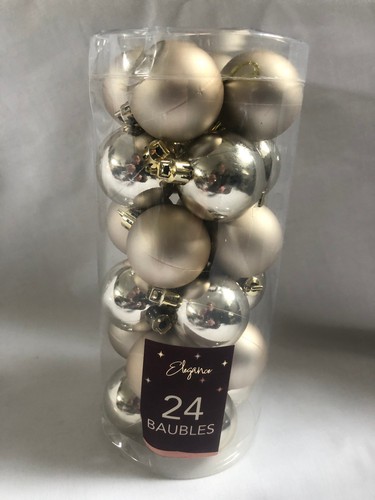 Set silver tone - of,