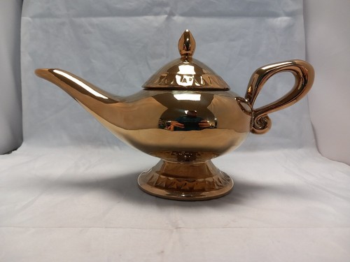 Disney aladdin genie lamp - aladdin,