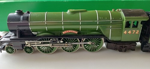 Hornby r850 flying - 00,