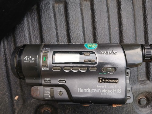 Sony handycam hi8 ccd - sony,