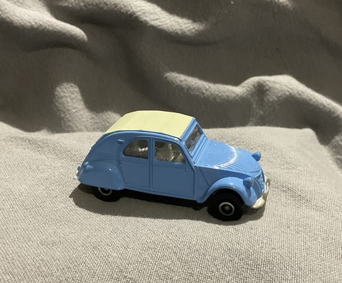 Corgi citroen 2cv saloon - corgi,