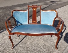 ANTIQUE ART NOUVEAU LOVE SEAT
