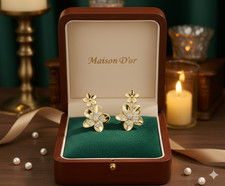 9ct gold  stud earrings