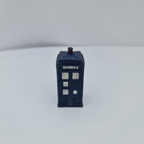 Vintage dinky toys 42a - dinky,