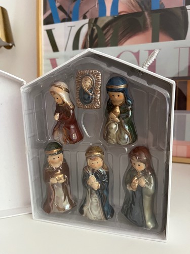 Snow white vintage - white, ceramic