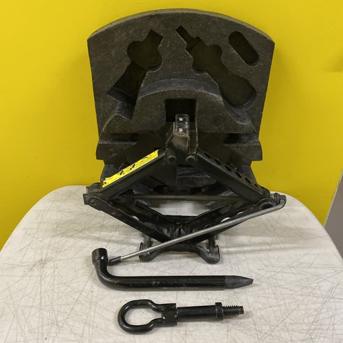 Ford mondeo toolkit car - ford,