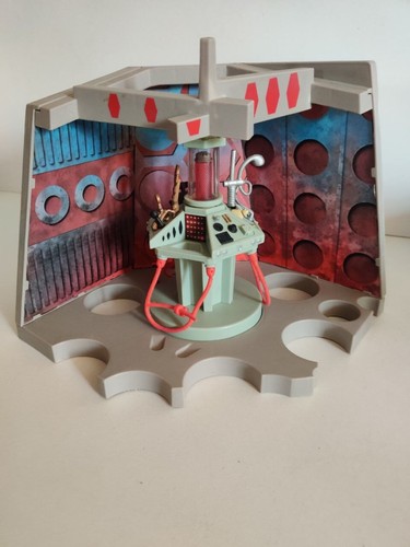 Doctor who junk yard tardis - junk,