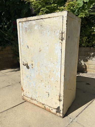 Vintage metal storage - metal, cabinet