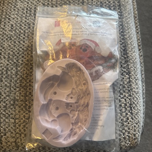 Karen davies robin silicone - karen,