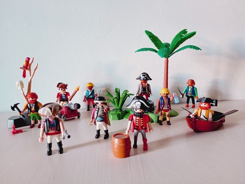 Playmobil pirate island bundle - playmobil,