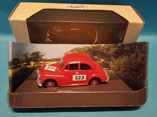 Morris minor saloon - morris,