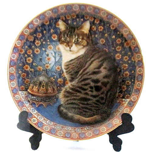 Gemma turkey cats around - gemma,