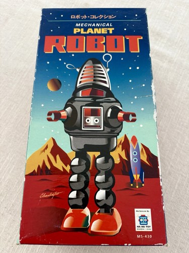 Mechanical planet robot - by, ha