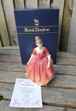 Royal Doulton Winter Welcome HN3611 Four Seasons Gold Edition 1993 Figurine Box