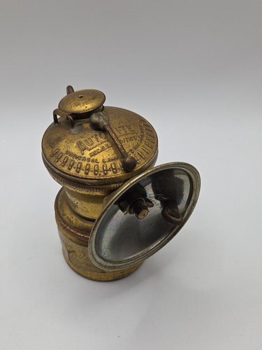 Vintage universal lamp company - vintage,