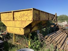 Bulk Material Feed Hopper