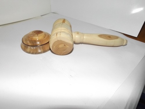 Auctionears gavel - ,