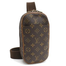 LOUIS VUITTON Monogram