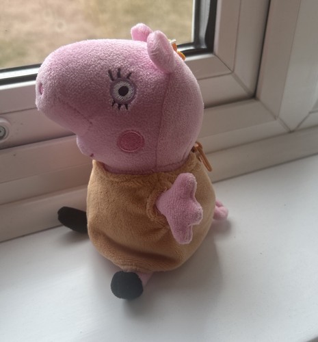 Peppa pig mummy - pig,