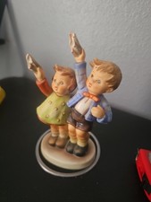 Vintage GOEBEL HUMMEL FIGURINE